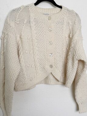 Vintage 70s Cream Cropped Cable Knit Cardigan Soft Cottagecore Cozy Sweater